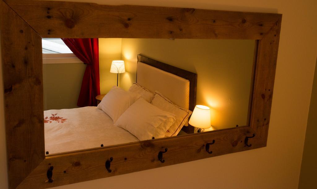 Alpenrose Revelstoke Bed&Breakfast Rom bilde
